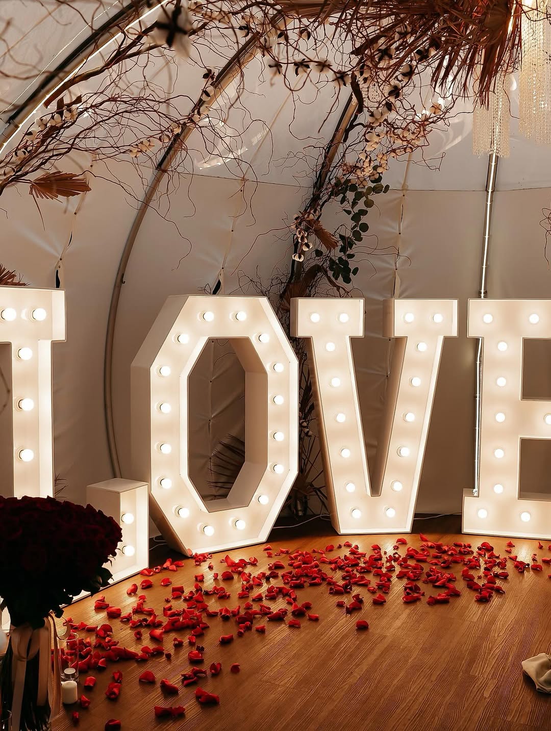 Обємні LED букви LOVE